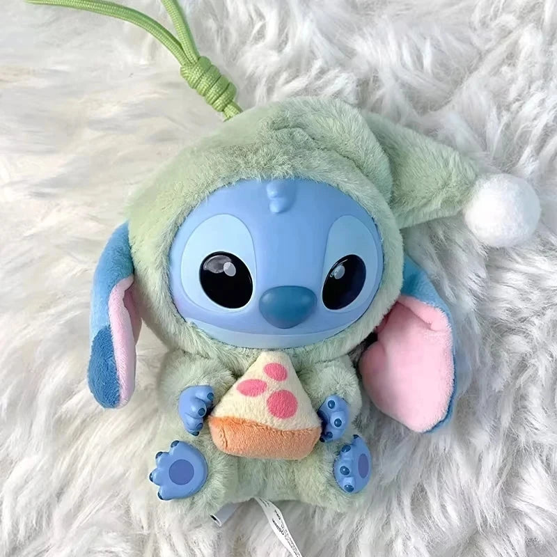 Disney Stitch Eat Something Before Sleep: Blind Box com Pendente de Peluche