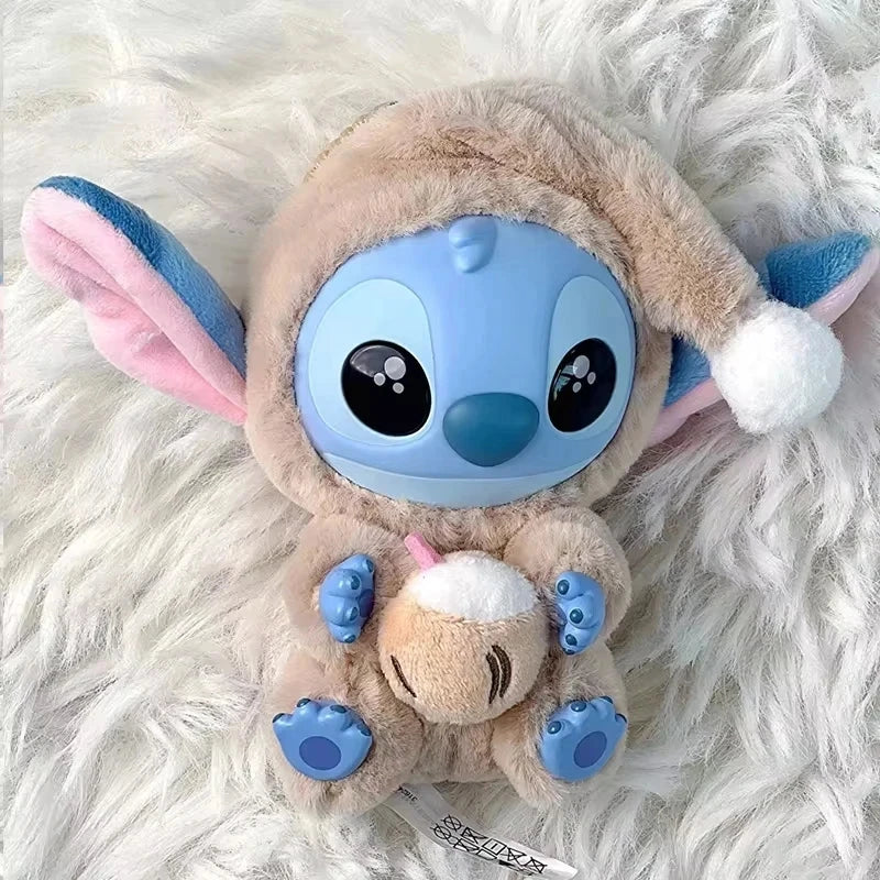 Disney Stitch Eat Something Before Sleep: Blind Box com Pendente de Peluche